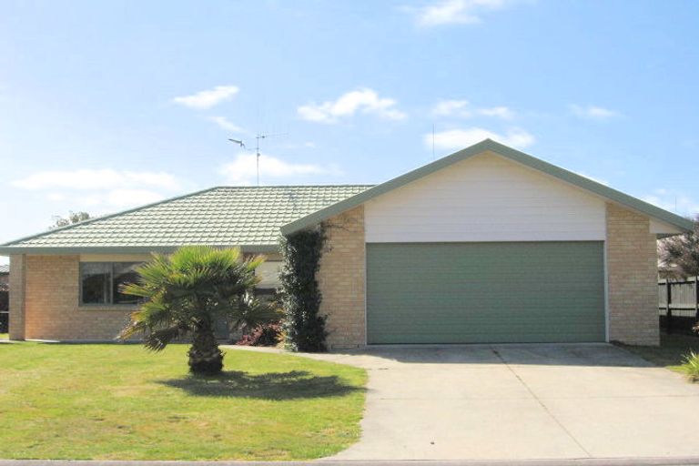 Photo of property in 20 Romana Crescent, Papamoa Beach, Papamoa, 3118