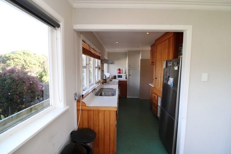 Photo of property in 130 Brooklands Road, Brooklands, New Plymouth, 4310