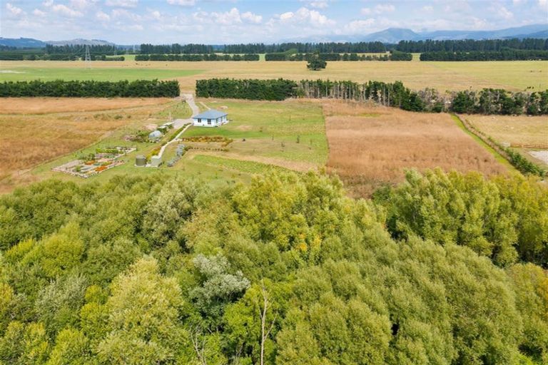 Photo of property in 390 Riverside Road, Okuku, Rangiora, 7473