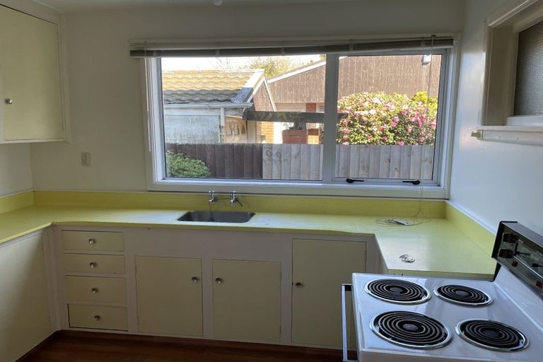 Photo of property in 2/23 Donald Place, St Albans, Christchurch, 8014