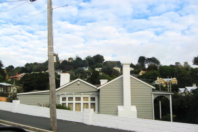 Photo of property in 1 Macbeth Street, Caversham, Dunedin, 9012