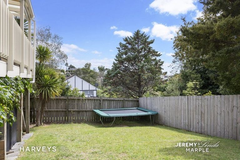 Photo of property in 1/28 Eastglen Road, Glen Eden, Auckland, 0602