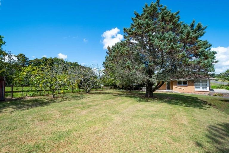 Photo of property in 1295 Coatesville-riverhead Highway, Kumeu, 0892