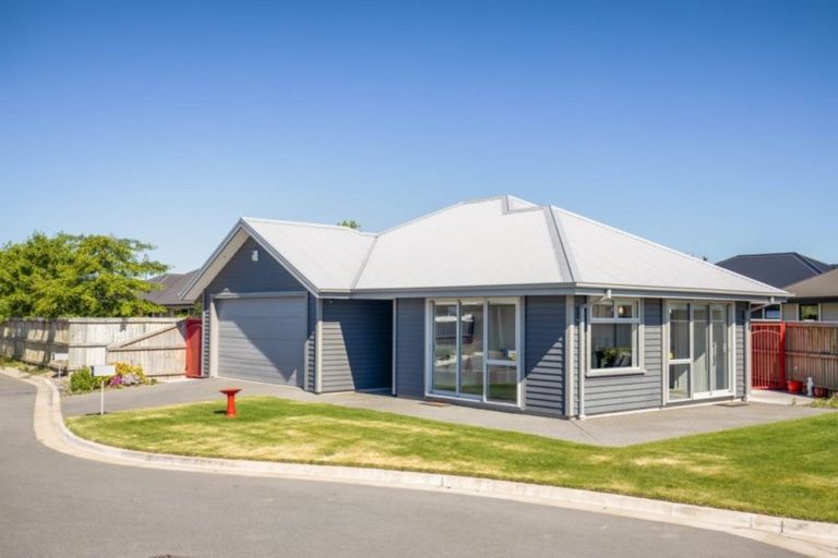 Photo of property in 5 Helmore Street, Rangiora, 7400