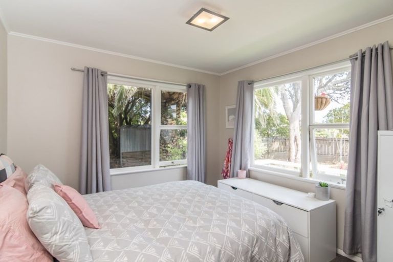 Photo of property in 31 Winton Street, Paraparaumu Beach, Paraparaumu, 5032