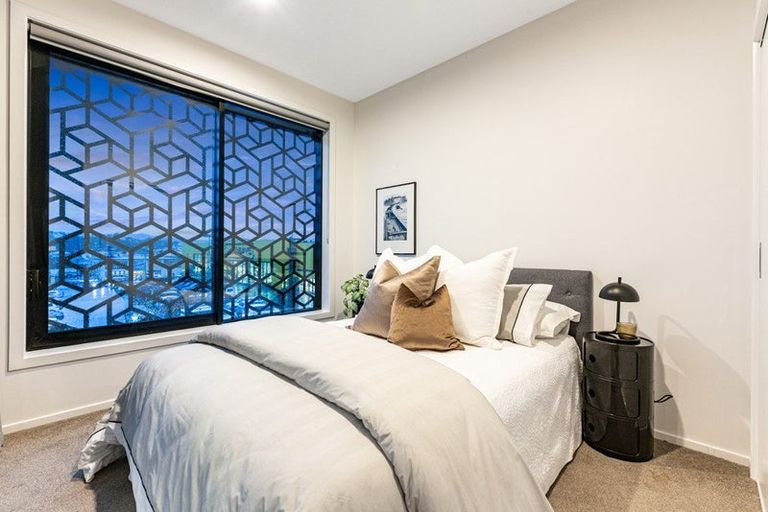 Photo of property in 305/2 Onepu Road, Kilbirnie, Wellington, 6022