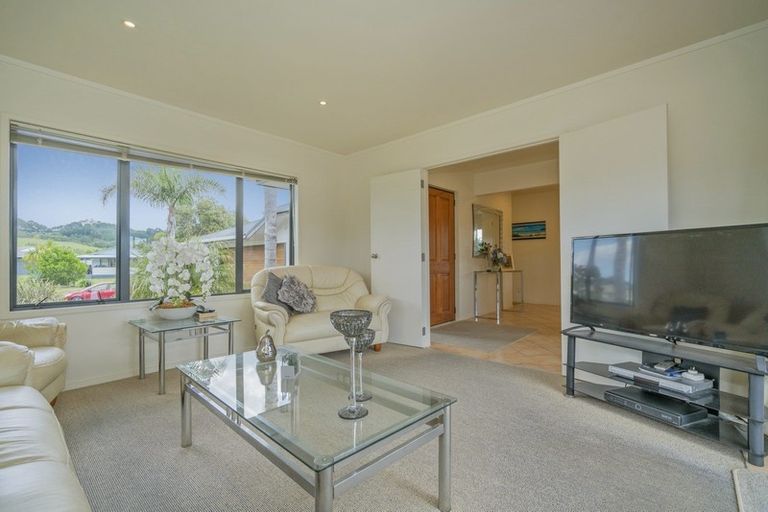 Photo of property in 11 Morcom Drive, Cooks Beach, Whitianga, 3591