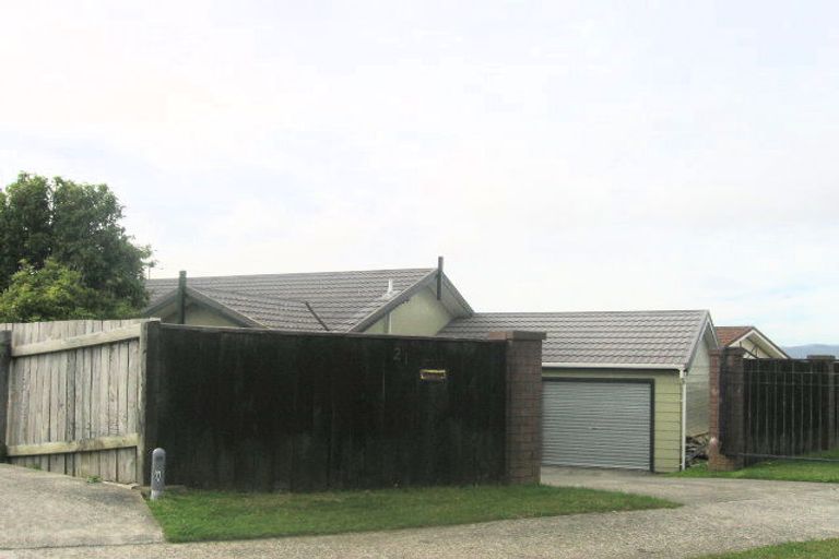 Photo of property in 21 Jasmine Grove, Maungaraki, Lower Hutt, 5010