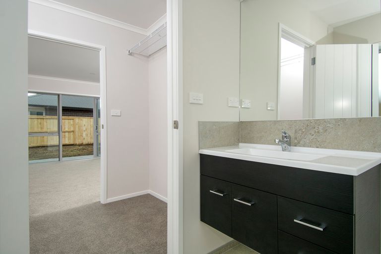 Photo of property in 26 Kahuparere Crescent, Pyes Pa, Tauranga, 3112