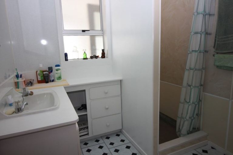 Photo of property in 20 Thyra Street, Dannevirke, 4930