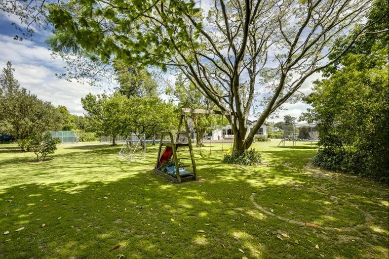 Photo of property in 16 The Loop, Meeanee, Napier, 4110