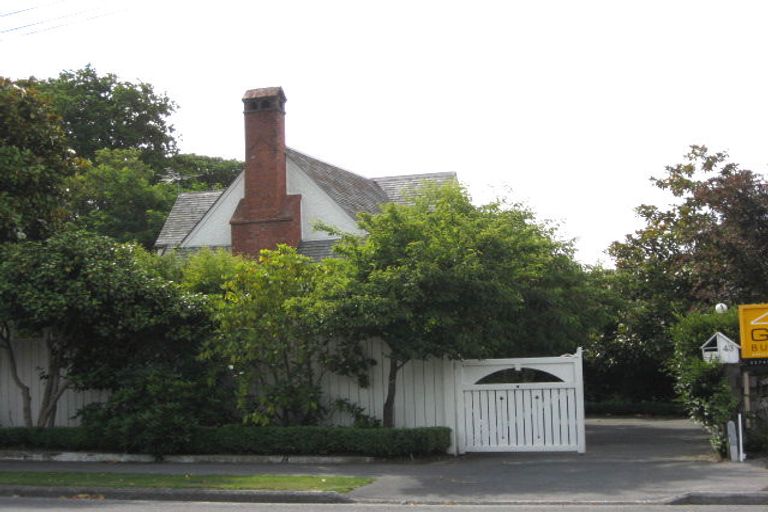 Photo of property in 43 Holmwood Road, Merivale, Christchurch, 8014