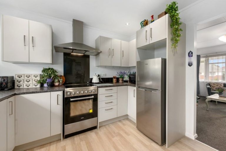 Photo of property in 1/14 Totara Street, Trentham, Upper Hutt, 5018