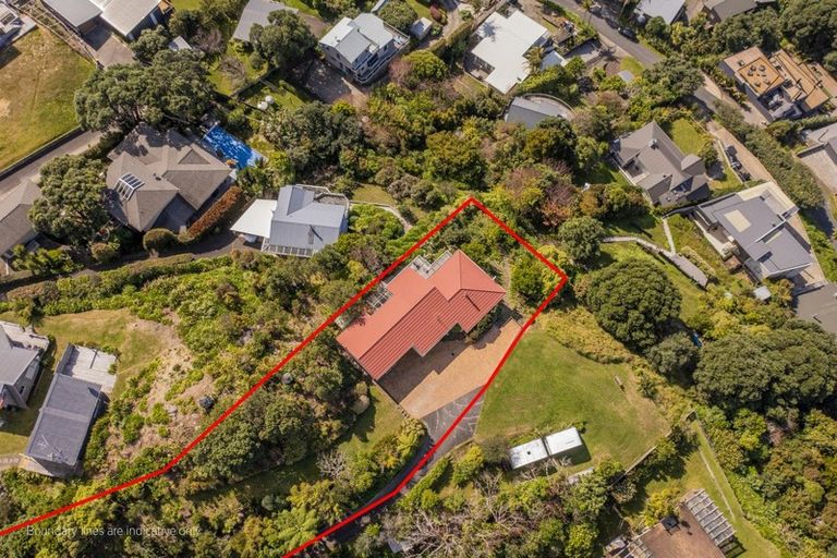 Photo of property in 76 Grange Road, Hahei, Whitianga, 3591