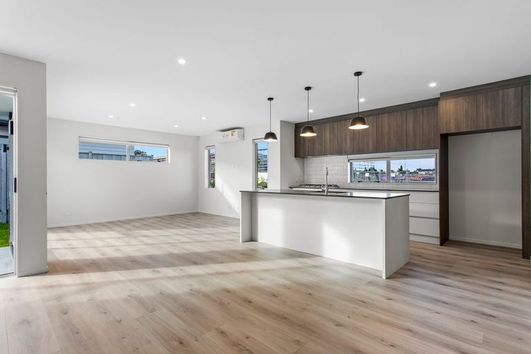 Photo of property in 32 Te Mura Crescent, Takanini, 2112