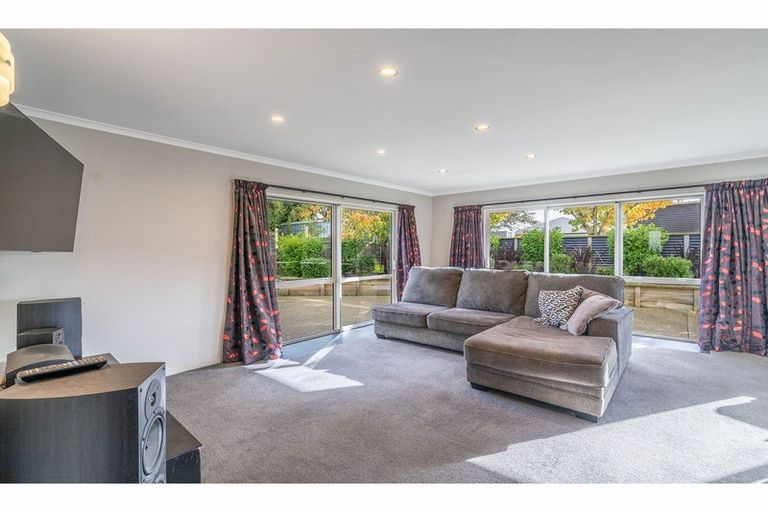 Photo of property in 10 Maltby Street, Waikiwi, Invercargill, 9810