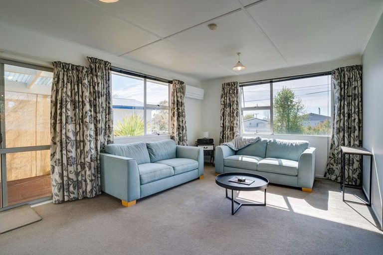 Photo of property in 28 Omahau Crescent, Twizel, 7901