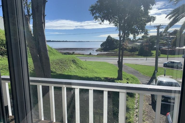 Photo of property in 1/238 Welcome Bay Road, Welcome Bay, Tauranga, 3112