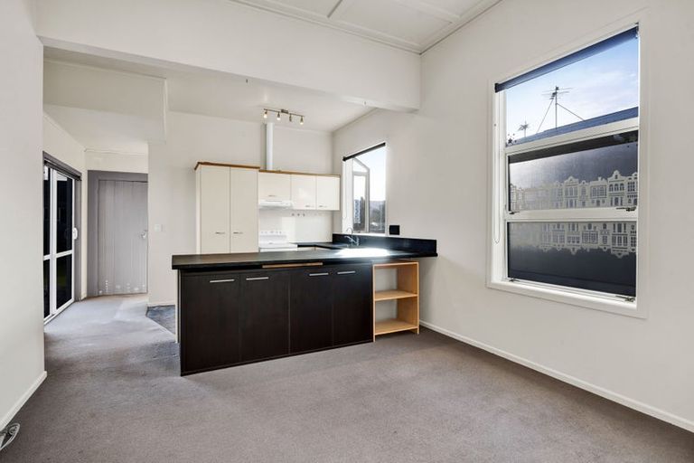 Photo of property in 39 Victoria Street, Hawera, 4610