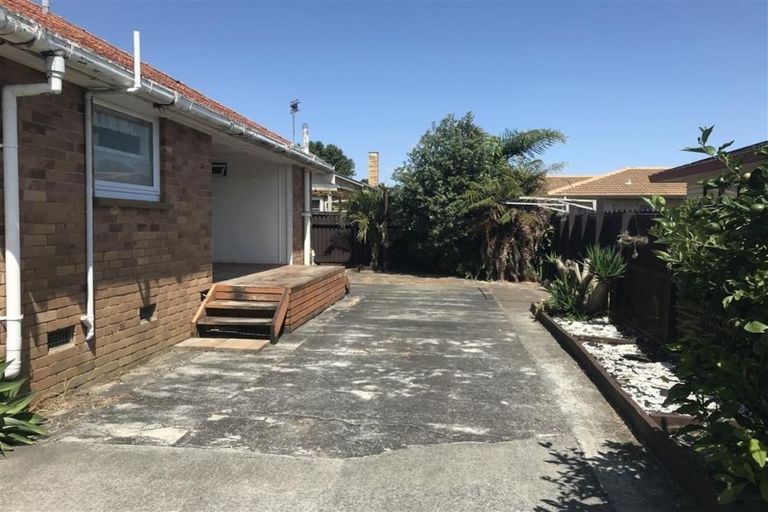 Photo of property in 13 Youngs Road, Papakura, 2110