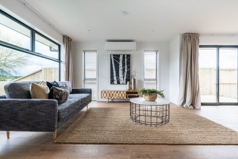 Photo of property in 9 One Haruru Street, Cambridge, 3493