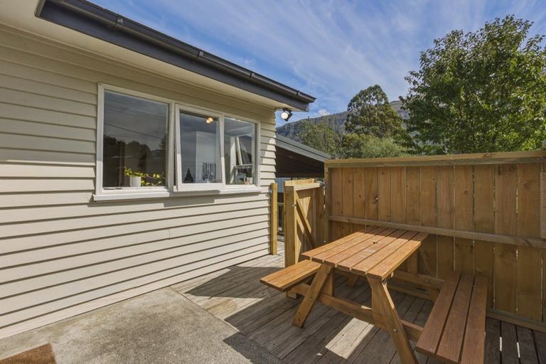 Photo of property in 4 Kent Street, Kingston, Athol, 9793