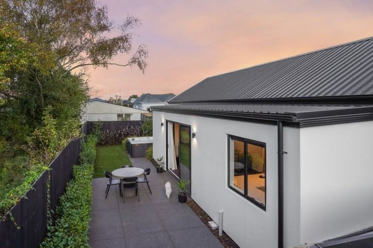 Photo of property in 30a Allard Street, Edgeware, Christchurch, 8013