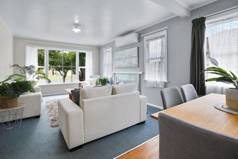 Photo of property in 5 Dalesford Street, Silverdale, Hamilton, 3216