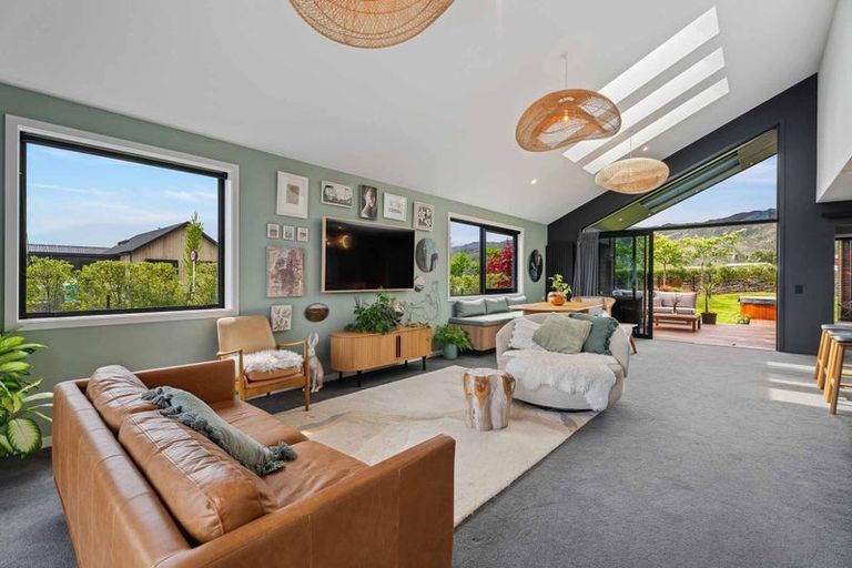 Photo of property in Wooing Tree Vineyard Ltd, 2 Blondie Drive, Cromwell, 9310