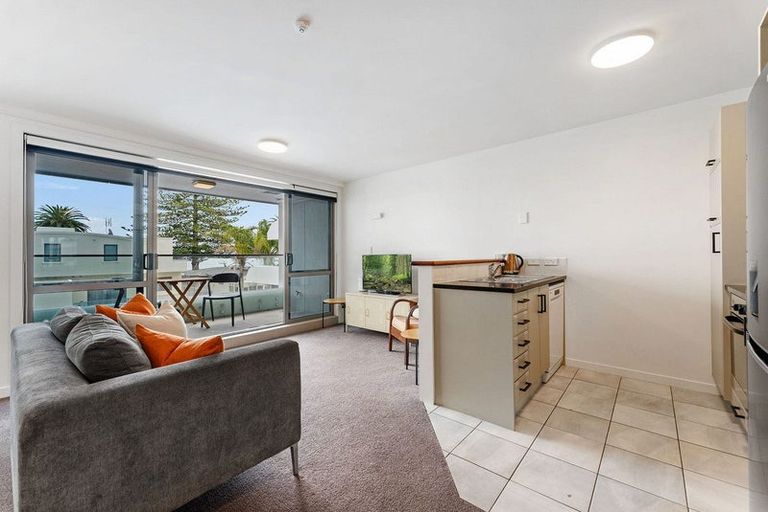 Photo of property in 36 Victoria Road, Mount Maunganui, 3116