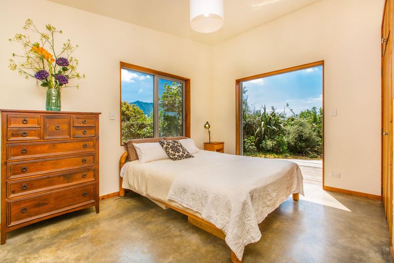 Photo of property in 1046 Te Hutewai Road, Raglan, 3296