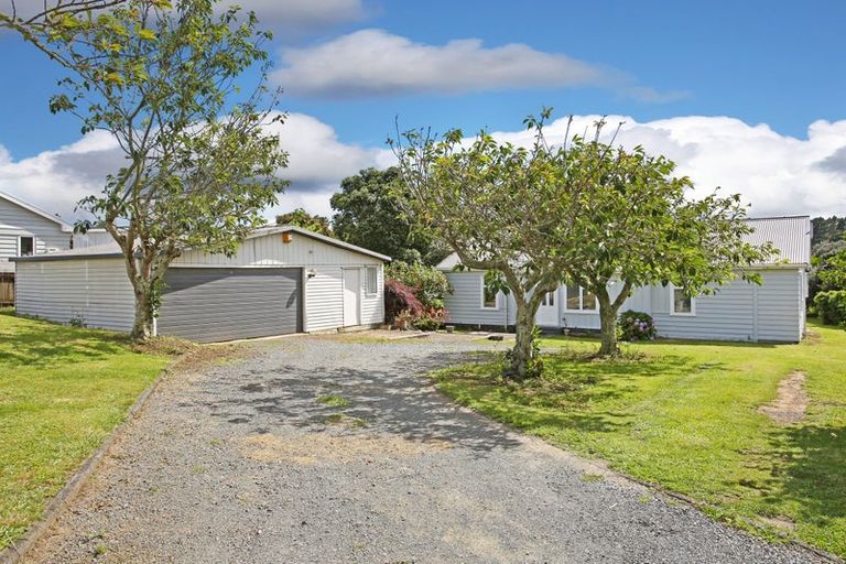 Photo of property in 20 Buchanan Road, Kingseat, Papakura, 2580