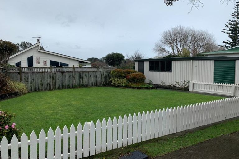 Photo of property in 12 Sarten Street, Waitara, 4320