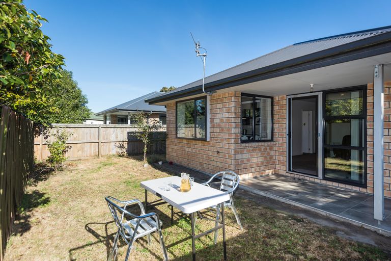 Photo of property in 40b Russley Road, Russley, Christchurch, 8042