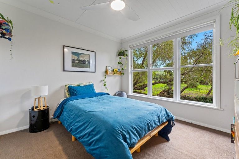 Photo of property in 34 Muriwai Road, Waimauku, 0812