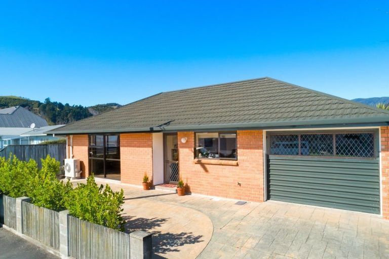 Photo of property in 1/4 Weka Street, The Wood, Nelson, 7010