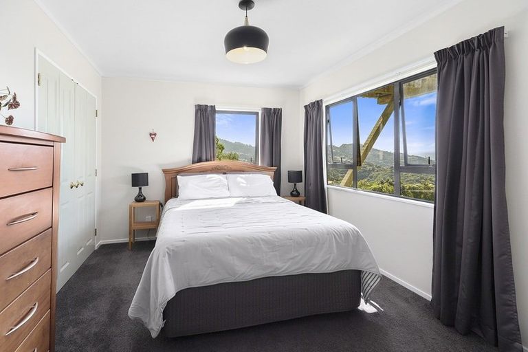 Photo of property in 29 Chartwell Drive, Crofton Downs, Wellington, 6035