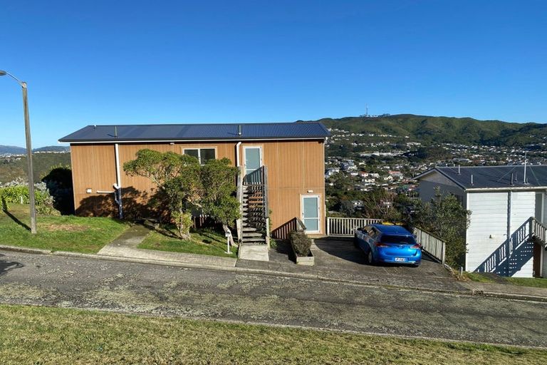 Photo of property in 4 Sunflower Way, Johnsonville, Wellington, 6037