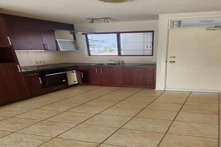 Photo of property in 39/21 Armoy Drive, East Tamaki, Auckland, 2016