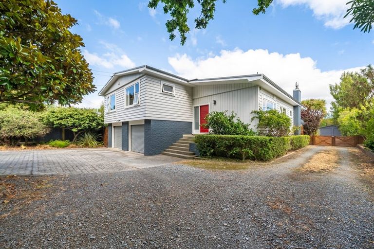 Photo of property in 29 Paekakariki Hill Road, Pauatahanui, Porirua, 5381
