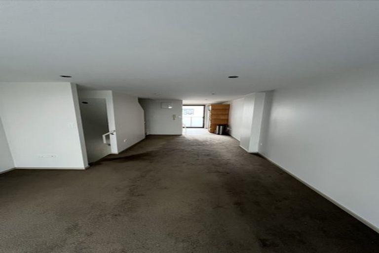 Photo of property in 3/464 Adelaide Road, Berhampore, Wellington, 6023