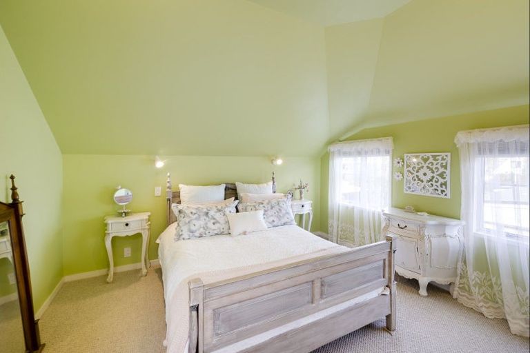 Photo of property in 75 Le Quesne Road, Bay View, Napier, 4104