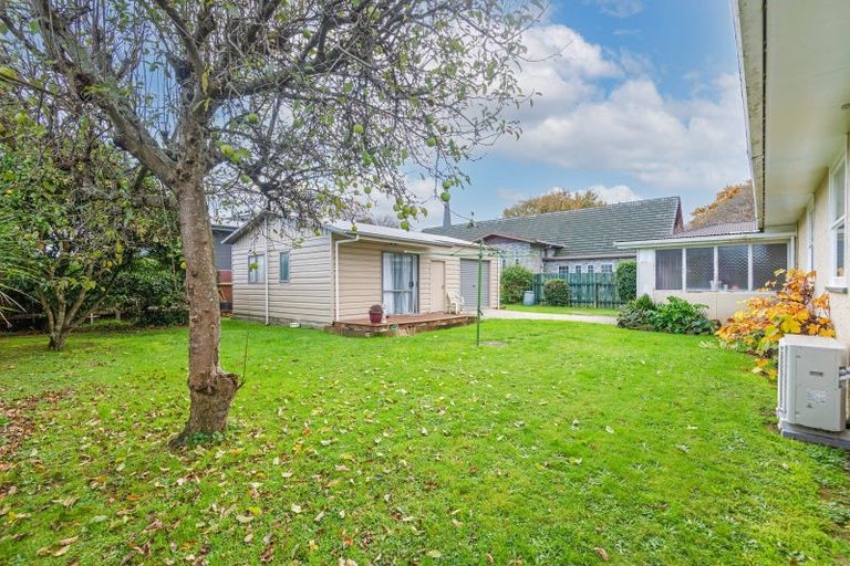 Photo of property in 49 Fox Street, Woodville, 4920