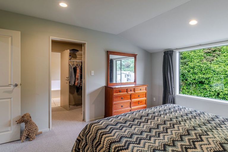 Photo of property in 22 Paremata Drive, Paremata, Porirua, 5024