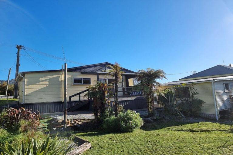 Photo of property in 4-6 Ross Street, Dunollie, Runanga, 7803