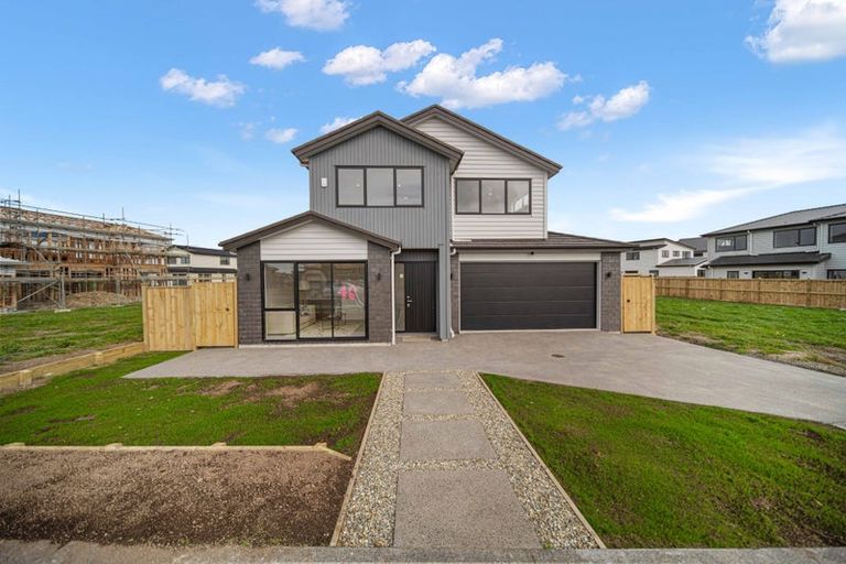 Photo of property in 17 Kaitiaki Drive, Clarks Beach, 2122
