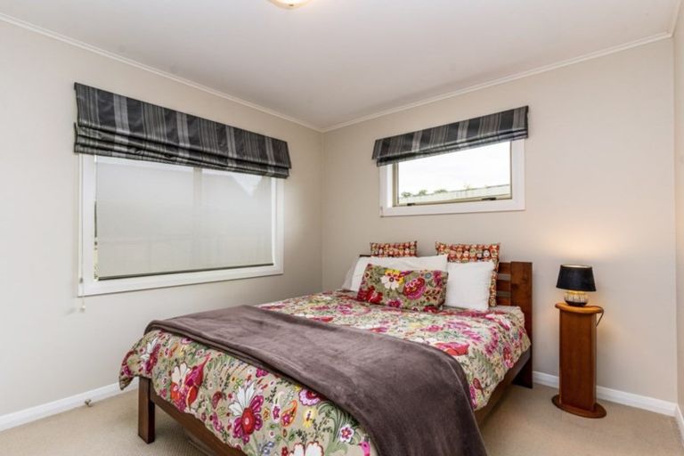 Photo of property in 46 Charles Street, Carterton, 5713