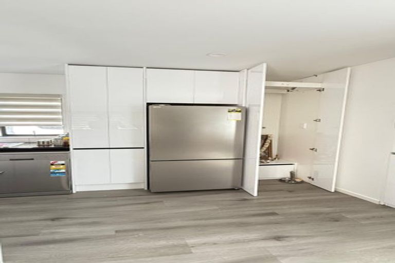 Photo of property in 45 Black Beech Crescent, Takanini, 2110