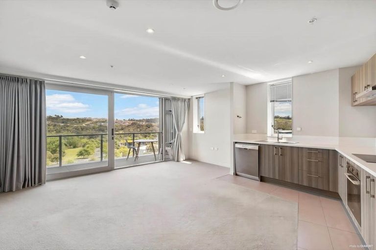 Photo of property in 604/27 Don Mckinnon Drive, Albany, Auckland, 0632