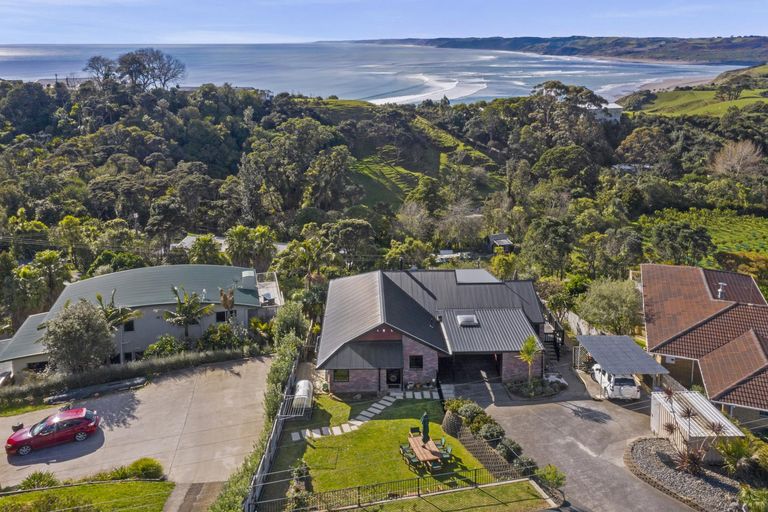 Photo of property in 10 Upper Wainui Road, Raglan, 3297